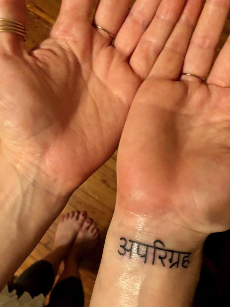 aparigraha tatto sanscrito