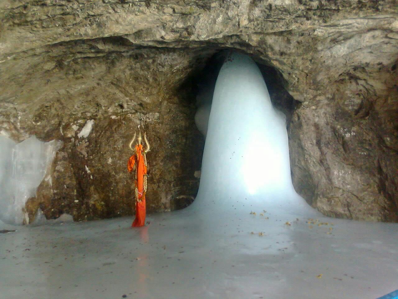Amarnath Lord Shiva Lingam Kailash tantra press tantraesdevocion inciensoshop blog de tantra Shivaismo de cachemira advaita Vedanta y espiritualidad hindu