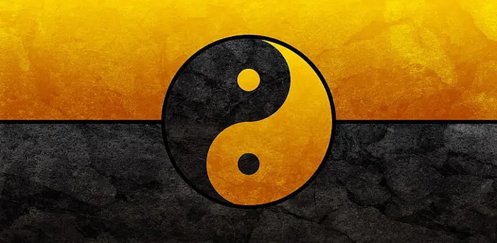 El símbolo del yin y yang representa el equilibrio y la dualidad en la naturaleza.