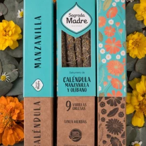 Incienso o sahumerio Caléndula, Manzanilla y Olíbano de Sagrada Madre linea hierbas hecho a mano en argentina con amor unidad de 21g